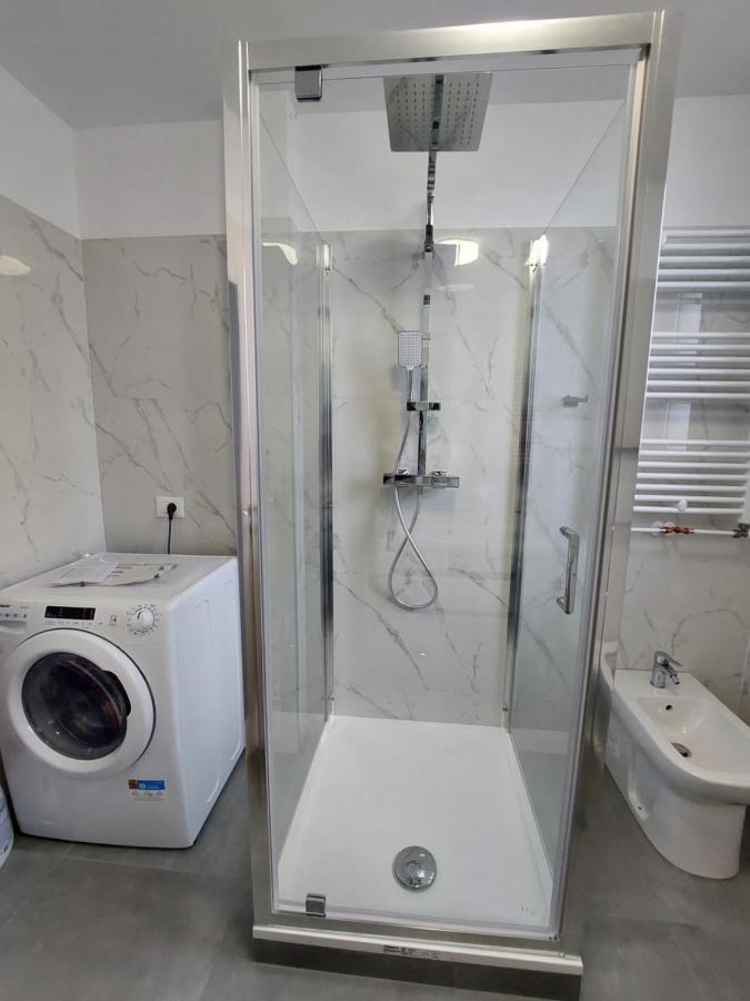 Trandafirului Residence Central Szucsáva Kültér fotó